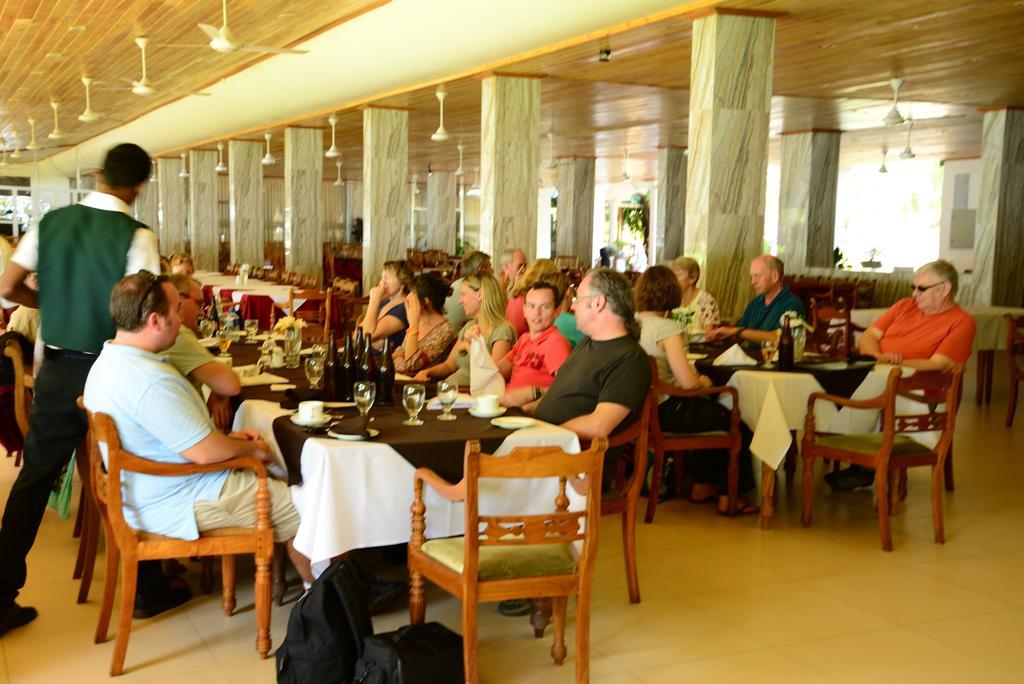 Hotel Sudu Araliya Polonnaruva Kültér fotó