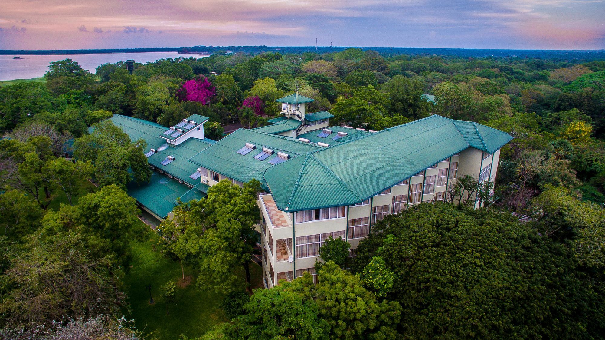 Hotel Sudu Araliya Polonnaruva Kültér fotó